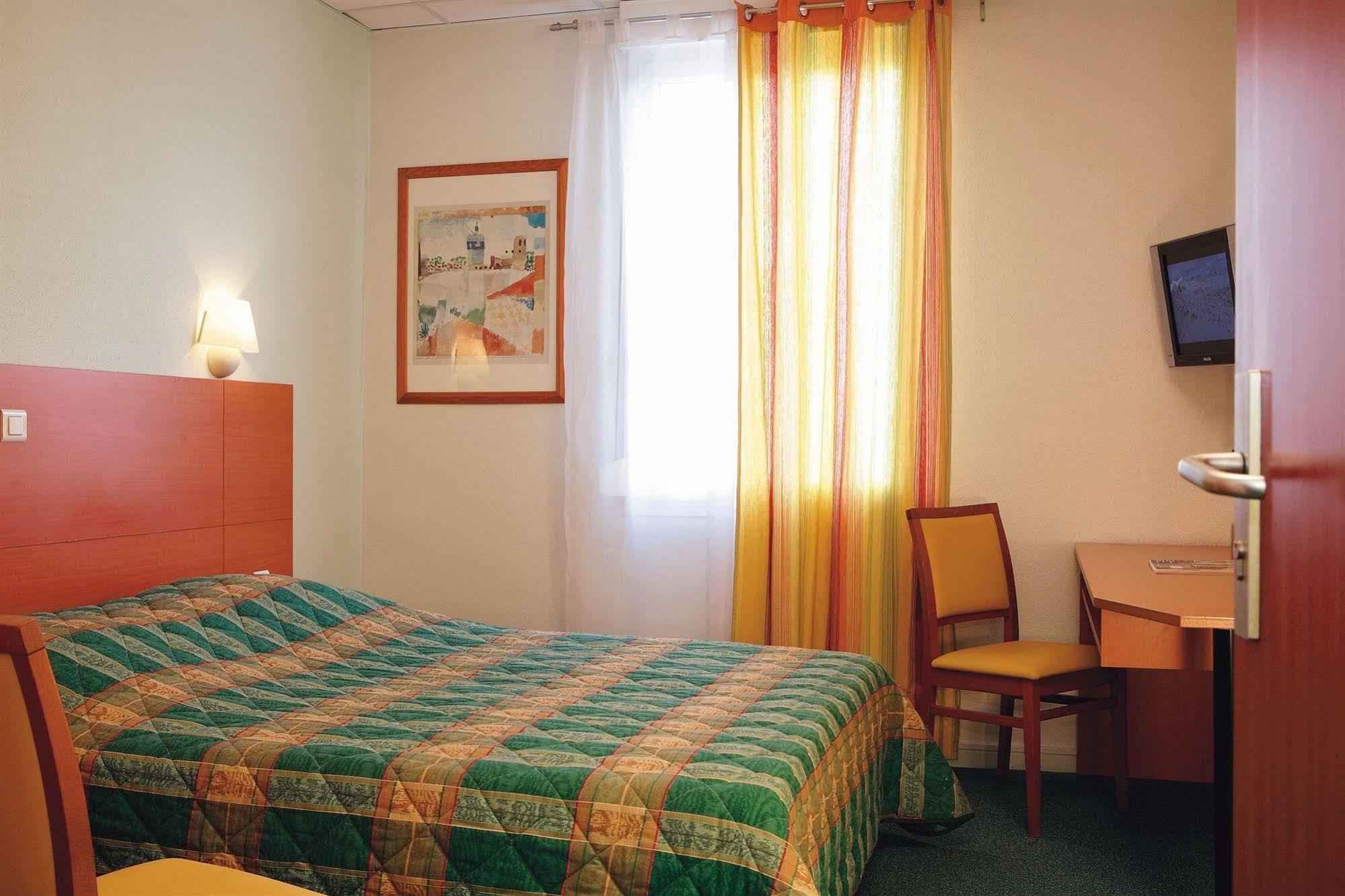 Hotel Cecil Metz Gare Buitenkant foto