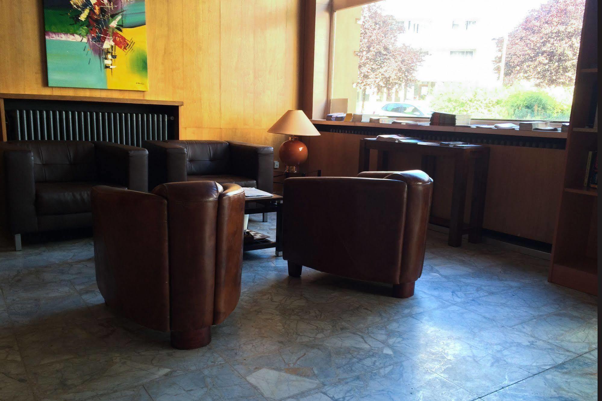 Hotel Cecil Metz Gare Buitenkant foto